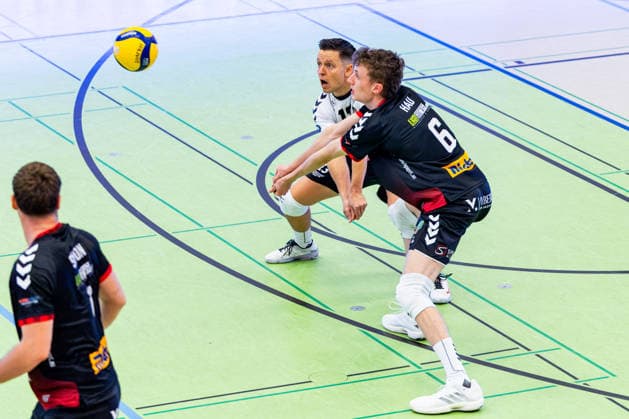 September 19, 2026, GER, Volleyball, Men, Season 26–27, 2nd Division South, Blue Volleys Gotha TV 1895 vs. Moemlingen: Fabian Giegerich (TV 1895 Moemlingen), Mattis Hau (TV 1895 Moemlingen) 99867 Gotha, Ernesti Sports Complex, Thuringia, Germany