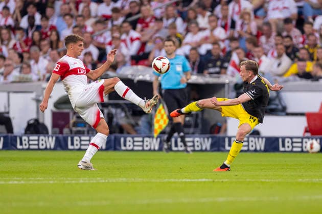 September 19, 2026, Soccer, Matchday 4 of the 1. Bundesliga, VfB Stuttgart vs. Borussia Dortmund, photo by Grischa Prömel (VfB Stuttgart) and Maximilian Beier (Borussia Dortmund), Stuttgart, MHP Arena, Baden-Württemberg, Germany, xRHR, PHOTO DEx Copyright: DennisxEwert RHR-FOTOx RHR-FOTO DE