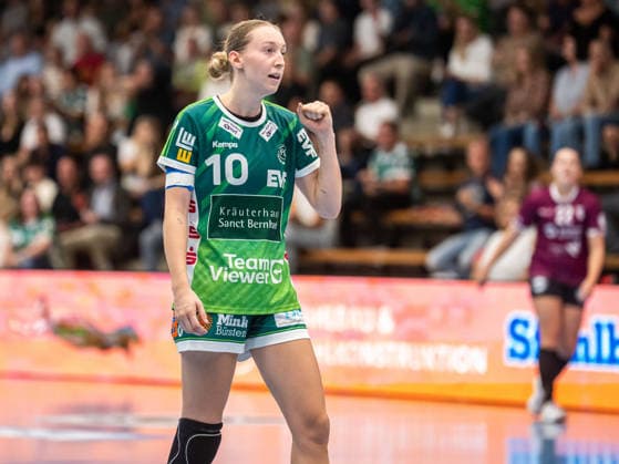 Matilda Ehlert of Frisch Auf Women, No. 10, pumps her fist in celebration, Frisch Auf Goeppingen vs. HC Leipzig, handball, 1st Bundesliga, 2026–2027 season, September 19, 2026, Frisch Auf Göppingen vs. HC Leipzig, Handball, 1st Bundesliga, 2026–2027 season, September 19, 2026, Göppingen Copyright: xMichaelxSchmidt Eibner-Pressefotx EP_MST