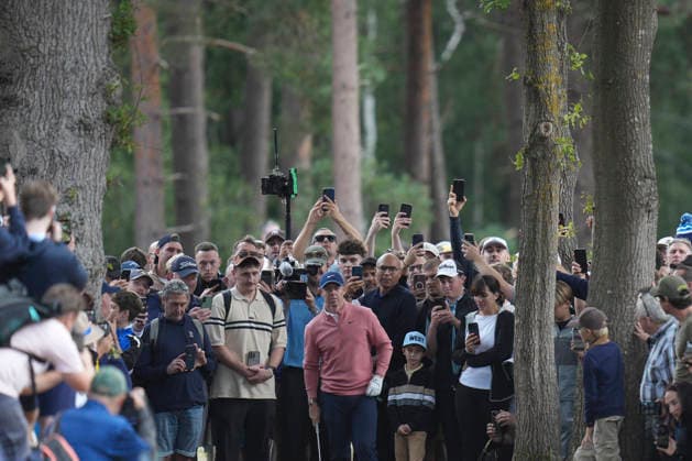 VIRGINIA WATER, ENGLAND - SEPTEMBER 19: Rory McIlroy (IRE) in the trees on the 11th hole during Round 3 at the BMW PGA, Golf Herren Championship at Wentworth Golf Club, Virginia Water on September 19, 2026 in Surrey, England The BMW PGA Championship