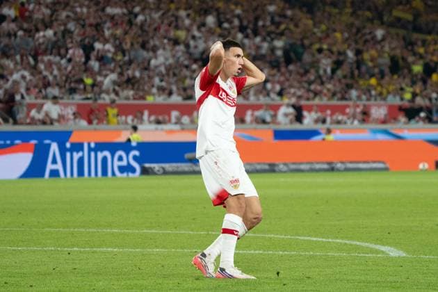 Bilal El Khannouss, VfB Stuttgart, 11, disappointed, disappointment, frustrated, frustration, annoyed, GER, VfB Stuttgart vs. Borussia Dortmund, soccer, Bundesliga 1, Matchday 4, 2026–2027 season, September 19, 2026, DFL regulations prohibit any use of photographs as image sequences and or quasi-video, GER, VfB Stuttgart vs. Borussia Dortmund, soccer, Bundesliga 1, Matchday 4, 2026–2027 season, September 19, 2026, Stuttgart Copyright: xEibner-Pressefoto EdwardxCheungx EP_ECG
