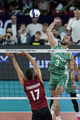 Bulgaria v Germany - CEV EuroVolley 2026 Men SOFIA, BULGARIA - SEPTEMBER 19: Iliya Petkov (3) of Bulgaria in action during the CEV Men s EuroVolley 2026 Round of 16 match between Bulgaria and Germany at Arena 8888 in Sofia, Bulgaria, on September 19, 2026. Osmancan Gurdogan Anadolu Sofia Bulgaria. Editorial use only. Please get in touch for any other usage.  Copyright: x2026xAnadoluxOsmancanxGurdoganx