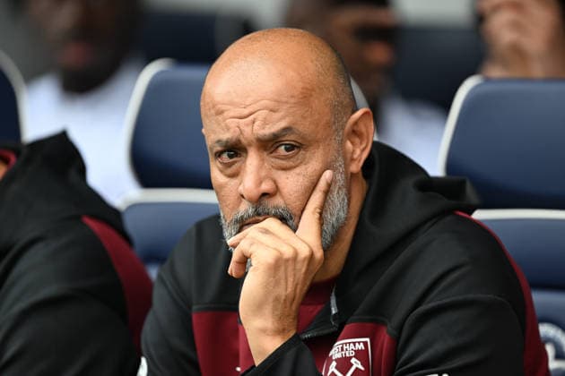 Millwall v West Ham United, EFL Sky Bet Championship West Ham United manager Nuno Espirito Santo (m) during the EFL Sky Bet Championship match between Millwall and West Ham United at The Den, London, UK on 19 September 2026. London The Den Greater London UK Editorial use only DataCo restrictions apply See www.football-dataco.com , Copyright: xSimonxTraylenx PSI-24906-0095
