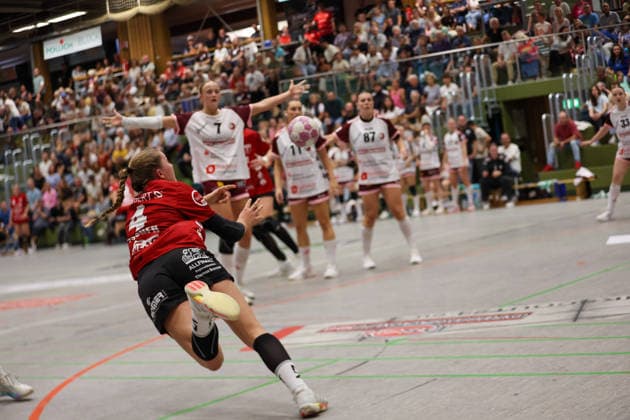 Nina Fischer, SG Nürtingen Zizishausen, 4th in scoring, GER; SG Nürtingen Zizishausen vs. HL Buchholz 08 Rosengarten, Handball, 2nd ALSCO Women s Handball Bundesliga, Matchday 4, 2026–2027 season, September 19, 2026 GER, SG Nürtingen Zizishausen vs. HL Buchholz 08 Rosengarten, Handball, 2nd ALSCO Women’s Handball Bundesliga, Matchday 4, 2026–2027 season, September 19, 2026, Steinenberg Copyright: xEibner-Pressefoto SoerenxHerwegx EP_SHG