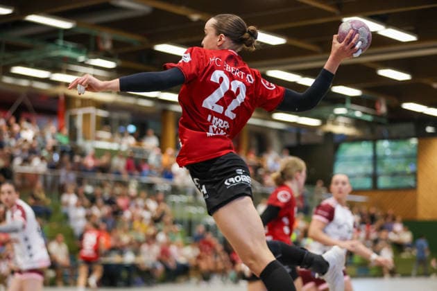Maxime Luber, SG Nürtingen Zizishausen, 22 on the throw GER, SG Nürtingen Zizishausen vs. HL Buchholz 08 Rosengarten, Handball, 2nd ALSCO Women s Handball Bundesliga, Matchday 4, 2026–2027 season, September 19, 2026 GER, SG Nürtingen Zizishausen vs. HL Buchholz 08 Rosengarten, Handball, 2nd ALSCO Women’s Handball Bundesliga, Matchday 4, 2026–2027 Season, September 19, 2026, Steinenberg Copyright: xEibner-Pressefoto SoerenxHerwegx EP_SHG