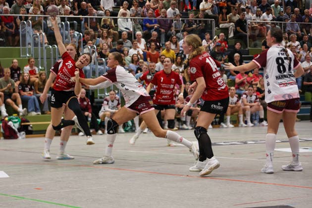 Annika Distel, SG Nürtingen Zizishausen, age 25 at the time of the match: SG Nürtingen Zizishausen vs. HL Buchholz 08 Rosengarten, handball, 2nd ALSCO Women s Handball Bundesliga, Matchday 4, 2026–2027 season, September 19, 2026, GER, SG Nürtingen Zizishausen vs. HL Buchholz 08 Rosengarten, Handball, 2nd ALSCO Women’s Handball Bundesliga, Matchday 4, 2026–2027 season, September 19, 2026, Steinenberg Copyright: xEibner-Pressefoto SoerenxHerwegx EP_SHG