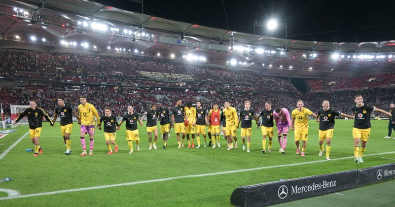 September 19, 2026, xblx, Soccer, Bundesliga 1, VfB Stuttgart vs. Borussia Dortmund; Dortmund celebrates the victory with the fans; DFL and DFB regulations prohibit any use of photographs as image sequences and or quasi-video; Stuttgart