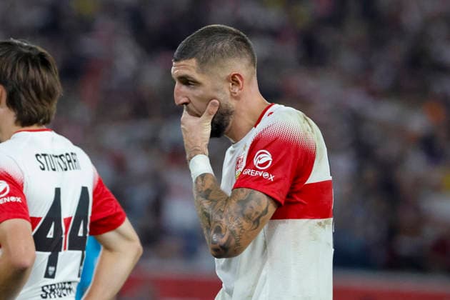 Jeff Chabot, VfB Stuttgart, 24, facial expressions, emotion, Germany, soccer, Bundesliga 1, Matchday 4, 2026–2027, VfB Stuttgart vs. Borussia Dortmund, September 19, 2026, Stuttgart MHP Arena, Germany Copyright: xGrantxHubbsx