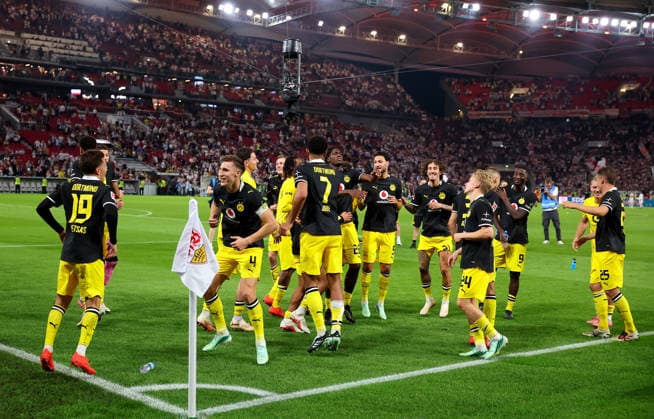 September 19, 2026, Germany, Stuttgart, Bundesliga, VfB Stuttgart vs. Borussia Dortmund, celebration, Dortmund s victory celebration