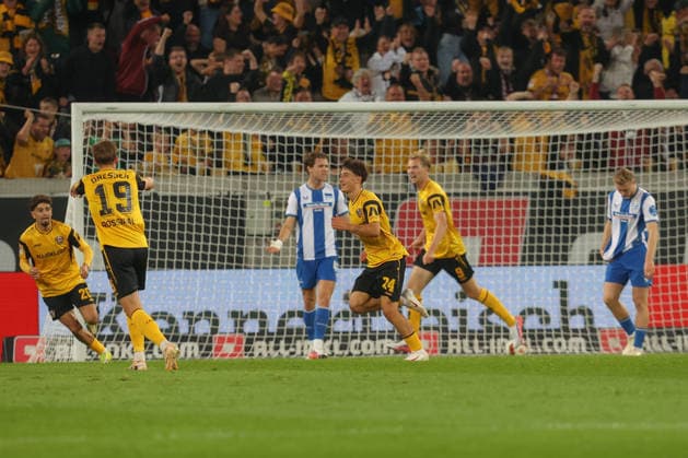 September 19, 2026, xtgx, Soccer 2. Bundesliga, SG Dynamo Dresden vs. Hertha BSC Berlin, from left: Patrice Covic (Dresden), 24, celebrating, Goal celebration, celebrating the goal, DFL and DFB regulations prohibit any use of photographs as image sequences and or quasi-video footage in Dresden