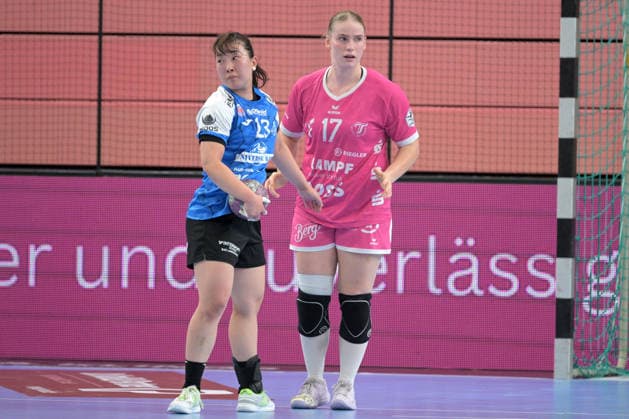 Natsuki Aizawa (Thüringer HC), 23, in action against Charlotte Kaehr (TusSies Metzingen), 17; TusSies Metzingen vs. Thüringer HC, Handball, Alsco HBF, Matchday 4, 2026–2027 Season, September 19, 2026, TusSies Metzingen vs. Thueringer HC, Handball, Alsco HBF, Matchday 4, 2026–2027 Season, September 19, 2026, Tübingen Copyright: xEibner-Pressefotox EP_TBR