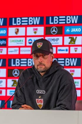 German Bundesliga: VfB Stuttgart vs. Borussia Dortmund, September 19, 2026, Stuttgart, GERMANY September 19, 2026 Sebastian Hoeneß, VfB Stuttgart head coach, during the postgame press conference following the match between VfB Stuttgart and Borussia Dortmund on Matchday 4 of the 1st Bundesliga at the MHP ARENA Copyright: xBEAUTIFULxSPORTS Steinx