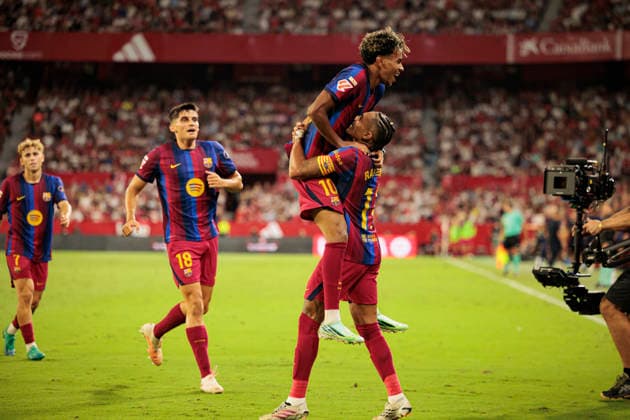 Lamine Yamal and Raphinha seen celebrating after scoring goal during LaLiga 2026 2027 game between teams of Sevilla FC and FC Barcelona, Barca (Maciej Rogowski Ball Raw Images) Seville Estadio Ramon Sanchez Pizjuan Spain Copyright: xMaciejxRogowskix maciejrogowski_sevillafc_2627_2-6-2