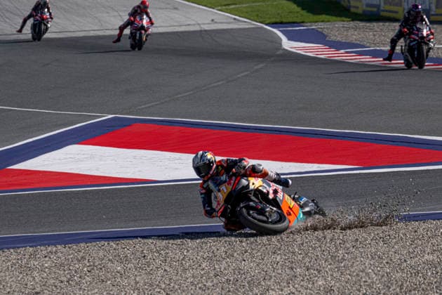 MOTO - MOTO GP - AUSTRIA GRAND PRIX 2026 37 ACOSTA Pedro (spa), Red Bull KTM Factory Racing, KTM RC16, action, accident, crash during the 2026 MotoGP Qatar Grand Prix of Austria, on the Red Bull Ring, from September 18 to 20, 2026 in Austria, Spielberg - SpielbergAustria  Copyright: xGIGIxSOLDANOx
