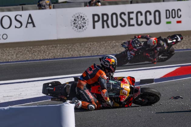 MOTO - MOTO GP - AUSTRIA GRAND PRIX 2026 37 ACOSTA Pedro (spa), Red Bull KTM Factory Racing, KTM RC16, action, accident, crash during the 2026 MotoGP Qatar Grand Prix of Austria, on the Red Bull Ring, from September 18 to 20, 2026 in Austria, Spielberg - SpielbergAustria  Copyright: xGIGIxSOLDANOx