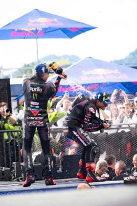 MOTO - MOTO GP - AUSTRIA GRAND PRIX 2026 MARTIN Jorge (spa), Aprilia Racing, Aprilia RS-GP26, podium, portrait with BEZZECCHI Marco (ita), Aprilia Racing, Aprilia RS-GP26 during the 2026 MotoGP Qatar Grand Prix of Austria, on the Red Bull Ring, from September 18 to 20, 2026 in Austria, Spielberg - SpielbergAustria Copyright: xGIGIxSOLDANOx