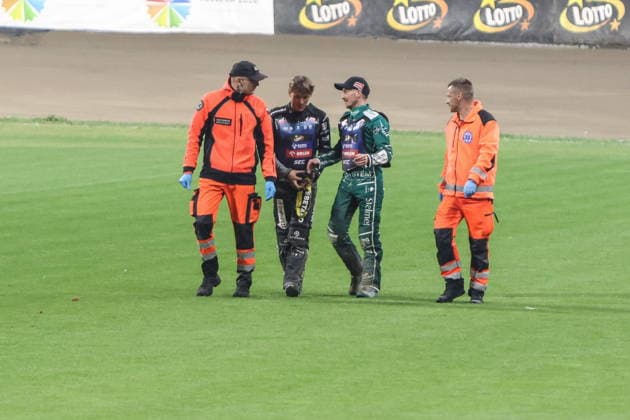 Rzeszow 19.09.2026. Speedway Euro Championship 2026 - Round 3 in Rzeszow, Poland --- Zuzel Indywidualne Mistrzostwa Europy 3 Final SEC w Rzeszowie Persons Shown : Maciej Janowski, Leon Madsen upadek crash Fot. Konrad Swierad Arena Akcji NEWSPIX.PL --- newspix.pl 