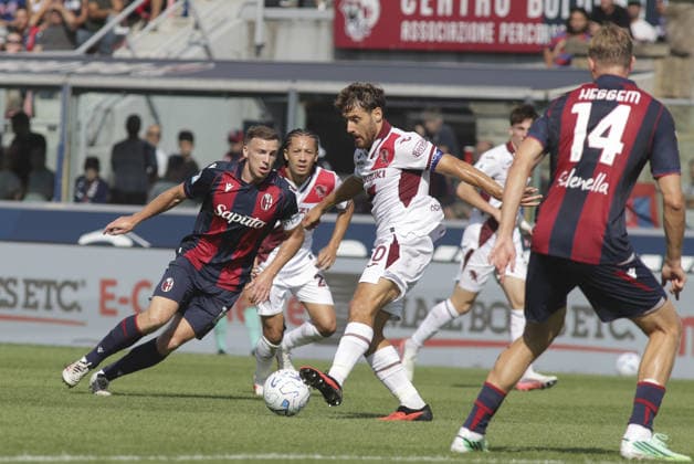 IPA88733616 - Nikola Vlaöic of Torino FC plays the ball during the Bologna BFC vs. Torino FC match, the 5th game of the 2026-27 Enilive Serie A season, at the Renato Dall Ara Stadium in Bologna (BO), Italy, on September 19, 2026.  Copyright: xDavidexCasentini IPAxSportx xx IPA88733616