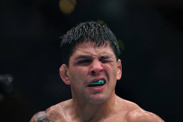 September 19, 2026, Los Angeles, California, USA: BRUNNO FERREIRA (C) in pain after his opponent poked his eye during UFC 331 at the Crypto.com Arena in Los Angeles Los Angeles USA - ZUMAo117 20260919_zsp_o117_008 Copyright: xMikaelxOnax