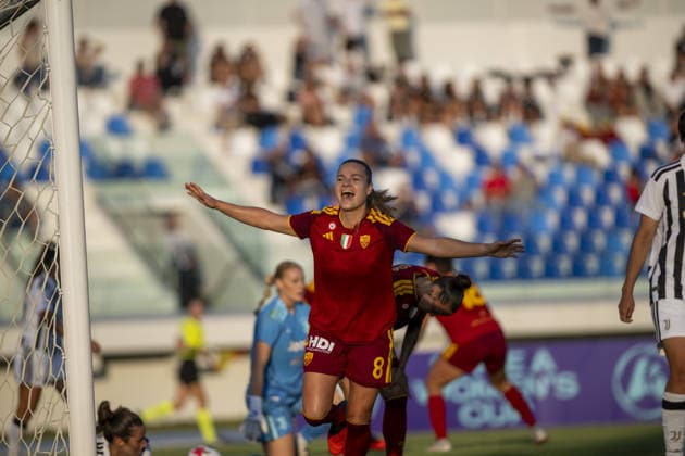 IPA88735268 - Kaileigh Van Dooren during the Final—Juventus FC vs. AS Roma, Serie A Women s Cup in Viareggio (LU), Italy, September 19, 2026  Copyright: xJacopoxCane IPAxSportx xx IPA88735268