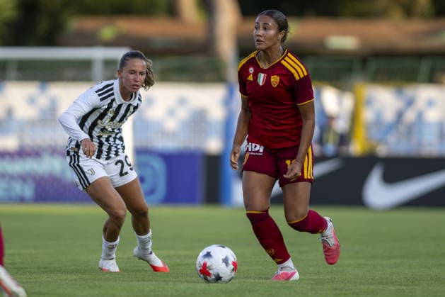 IPA88735297 - Ella Ottey Tatatiana Pinto during the Final—Juventus FC vs. AS Roma, Serie A Women s Cup in Viareggio (LU), Italy, September 19, 2026  Copyright: xJacopoxCane IPAxSportx xx IPA88735297