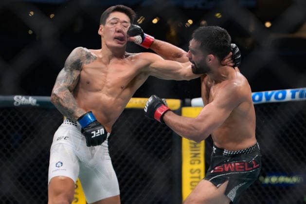 September 19, 2026, Los Angeles, California, USA: MICHAEL ASWELL Jr. defeated JOOSANG YOO by split decision (28-29, 29-28, 29-28) during UFC 331 at the Crypto.com Arena in Los Angeles Los Angeles USA - ZUMAo117 20260919_zsp_o117_010 Copyright: xMikaelxOnax