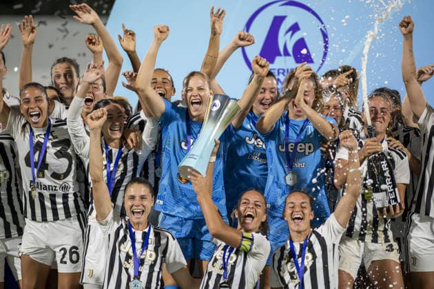 IPA88735696 - Juventus celebration after winning the cup in the final—Juventus FC vs. AS Roma, Serie A Women s Cup in Viareggio (LU), Italy, September 19, 2026  Copyright: xJacopoxCane IPAxSportx xx IPA88735696