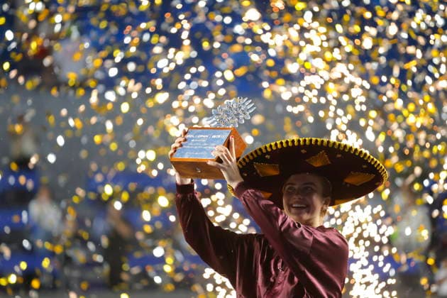 Guadalajara Open tennis tournament Iva Jovic of the USA celebrates with her trophy after defeating Peyton Stearns of the USA during the final of the Guadalajara Open tennis tournament in Guadalajara, Mexico, 19 September 2026. Guadalajara Mexico  Copyright: xFranciscoxGuascox