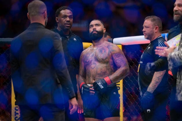 September 19, 2026, Los Angeles, California, USA: SEAN SHARAF defeated GABLE STEVESON by KO (left hand) at 0:12 of Round 1 during UFC 331 at the Crypto.com Arena in Los Angeles Los Angeles USA - ZUMAo117 20260919_zsp_o117_034 Copyright: xMikaelxOnax