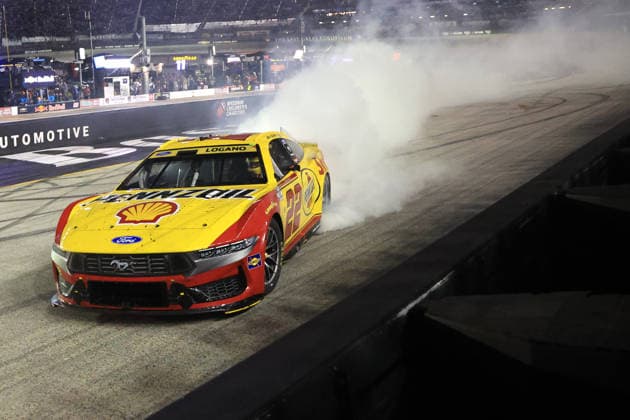 BRISTOL, TN - SEPTEMBER 19: Joey Logano ( 22 Team Penske Shell-Pennzoil Ford) celebrates after winning the NASCAR, Motorsport, USA Cup Series Playoffs Bass Pro Shops Night Race on September 19, 2026 at Bristol Motor Speedway in Bristol, TN. (Photo by Jeff Robinson Icon Sportswire) AUTO: SEP 19 NASCAR Cup Series Playoffs Bass Pro Shops Night Race EDITORIAL USE ONLY Icon26091921238