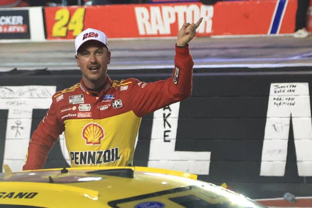 BRISTOL, TN - SEPTEMBER 19: Joey Logano ( 22 Team Penske Shell-Pennzoil Ford) celebrates after winning the NASCAR, Motorsport, USA Cup Series Playoffs Bass Pro Shops Night Race on September 19, 2026 at Bristol Motor Speedway in Bristol, TN. (Photo by Jeff Robinson Icon Sportswire) AUTO: SEP 19 NASCAR Cup Series Playoffs Bass Pro Shops Night Race EDITORIAL USE ONLY Icon26091921485