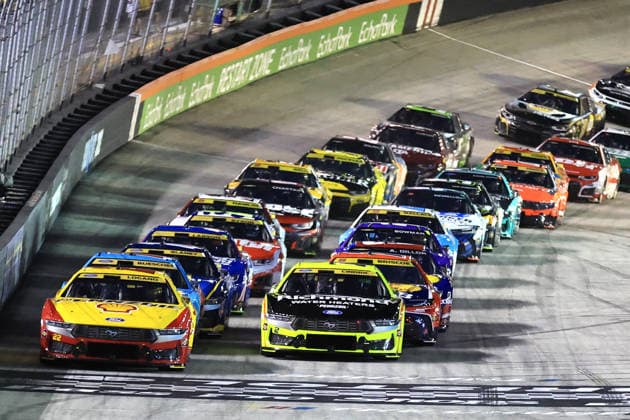 Motorsport, NASCAR Cup Series, Play-offs, Bass Pro Shops Night Race at Bristol