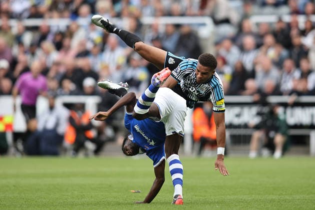 Newcastle United v Hull City - Premier League 2026 27 Mohamed-Ali Cho of Hull City and Malick Thiaw of Newcastle United collide during the Premier League match between Newcastle United and Hull City at St. James s Park in Newcastle, on September 19, 2026. Newcastle Tyne and Wear United Kingdom  Copyright: xMIxNewsx originalFilename:fletcher-newcastl260919_npX24.jpg