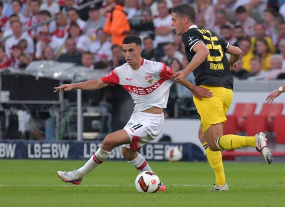 September 19, 2026, xblx, Soccer, Bundesliga 1, VfB Stuttgart vs. Borussia Dortmund, Bilal El Khannouss (VfB Stuttgart), Joey Veerman (Borussia Dortmund). DFL and DFB regulations prohibit any use of photographs as image sequences and or quasi-video. Stuttgart