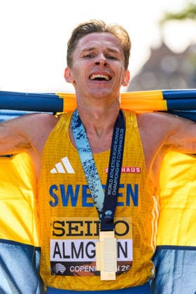 September 20, 2026: Andreas Almgren of Sweden celebrates after the Copenhagen Half Marathon at the World Athletics Road Running Championships on September 20, 2026 in Copenhagen. Photo: Mathilda Schuler, BILDBYRAN, code MA MA1036. track and field, athletics, friidrett, World Athletics Road Running Championships, Copenhagen Half Marathon 2026, BBENG Half Marathon, celebration Copyright: MATHILDAxSCHULER BB260920MA041