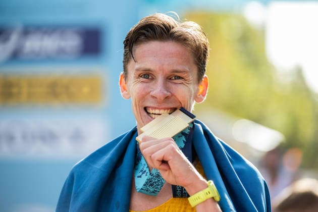 September 20, 2026: Andreas Almgren of Sweden celebrates after the Copenhagen Half Marathon at the World Athletics Road Running Championships on September 20, 2026 in Copenhagen. Photo by Mathilda Schuler, BILDBYRAN, code MA MA1036. athletics, friidrett, World Athletics Road Running Championships, Copenhagen Half Marathon 2026, BBENG, half marathon, celebration Copyright: MATHILDAxSCHULER BB260920MA054