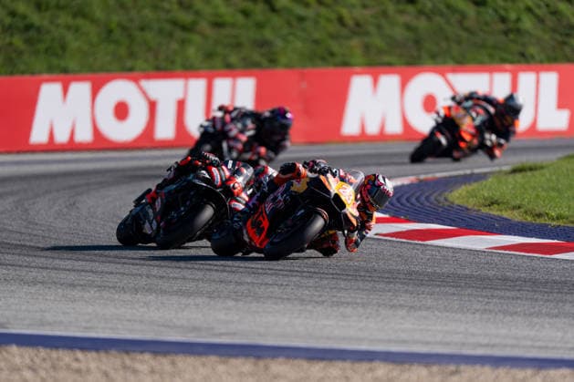 SPIELBERG, ÖSTERREICH - SEPTEMBER 20: Enea Bastianini aus Italien fährt für das Red Bull KTM Tech3 Teamund Ãlex Marquez aus Spanien fährt für das BK8 Gresini Racing MotoGP Team während des MotoGP Großer Preis von Österreich 2026 - Warm Up am RED BULL RING am September 20, 2026 in Spielberg, ÖSTERREICH, STEIERMARK. SPIELBERG, AUSTRIA - SEPTEMBER 20: Enea Bastianini of Italy rides for the Red Bull KTM Tech3 Team and Ãlex Marquez of Spain rides for the BK8 Gresini Racing MotoGP Team during the MotoGP Austrian Grand Prix 2026 - Warm Up at the RED BULL RING on September 20, 2026 in Spielberg, AUSTRIA, STYRIA. Copyright: xIBEX.agencyx xKlausxPressbergerx