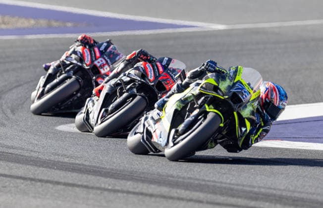 MOTORSPORTS - MotoGP, GP of Austria 2026 SPIELBERG,AUSTRIA,20.SEP.26 - MOTORSPORTS - MotoGP, Grand Prix of Austria, Red Bull Ring. Image shows Ai Ogura (JPN SuperFile Trackhouse MotoGP Team), Marco Bezzecchi (ITA Aprilia Racing) and Jorge Martin (ESP Aprilia Racing). Keywords: warm up.  GEPAxpictures xHaraldxSteiner