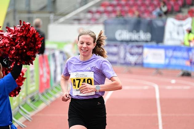 September 20, 2026 xkhx Kassel Kassel Marathon 2026 Half Marathon (Men and Women): Yellow (Half), Red (Marathon), Green (Relay) at the Finish Line: Anna Starostzik