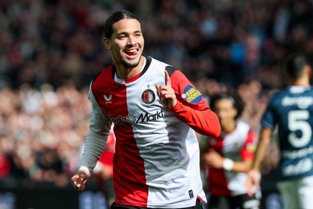 2026-09-20 Feyenoord v FC Utrecht - Dutch Eredivisie ROTTERDAM, NETHERLANDS - SEPTEMBER 20: Anis Hadj Moussa of Feyenoord celebrates after scoring the first goal of the team during the Dutch Eredivisie match between Feyenoord and FC Utrecht at Stadion Feijenoord on September 20, 2026 in Rotterdam, Netherlands. Rotterdam Stadion Feijenoord Netherlands Content not available for redistribution in The Netherlands directly or indirectly through any third parties. Copyright: xHansxvanxderxValkx