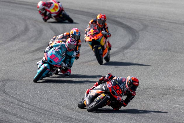 MOTORSPORTS - MotoGP, GP of Austria 2026 SPIELBERG,AUSTRIA,20.SEP.26 - MOTORSPORTS - Moto3, Grand Prix of Austria, Red Bull Ring. Image shows Maximo Quiles (ESP CFMOTO Gaviota Aspar Team) and David Almansa (ESP LIQUI MOLY Dynavolt Intact GP).  GEPAxpictures xMaticxKlansek