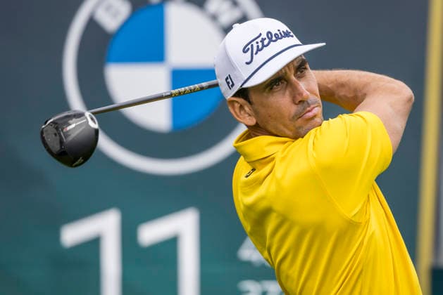Golf - DP World Tour (European Tour) ˜Rolex Series™ - 2026 BMW PGA, Golf Herren Championship - Final Round - West Course, Wentworth Club - Sunday 20th September 2026 Rafa Cabrera Bello (ESP) tees off from the 11th hole COLORSPORT DANIEL BEARHAM  cspDB_BMWPGA_R4_200926_