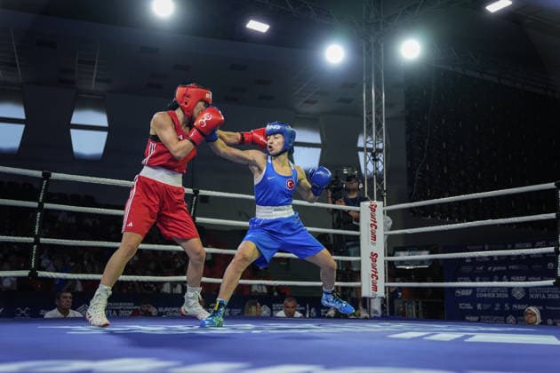 2026 European Boxing Championships in Bulgaria SOFIA, BULGARIA - SEPTEMBER 20: Buse Naz Cakiroglu (blue) of Turkiye competes against Zeynab Rahimova (red) of Azerbaijan during the women s 54kg category match at the 2026 European Boxing Championships at Asics Arena in Sofia, Bulgaria on September 20, 2026. Osmancan Gurdogan Anadolu Sofia Bulgaria. Editorial use only. Please get in touch for any other usage.  Copyright: x2026xAnadoluxOsmancanxGurdoganx