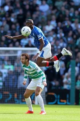 Sport Bilder des Tages Olwethu Makhanya of Rangers and Benjamin Nygren of Celtic during the William Hill Scottish Premiership match at Parkhead, Glasgow. Celtic v Rangers - William Hill Scottish Premiership - Parkhead, Glasgow, Lanarkshire, Scotland, UK - 20 Sep 2026Glasgow Parkhead Lanarkshire United Kingdom  Copyright: xO Rourke RangersxFC Shutterstockx 17159973av