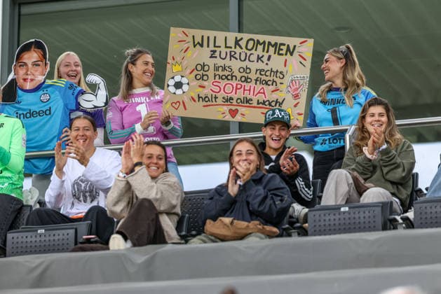 GER, Frankfurt, Eintracht Frankfurt II vs. Hertha BSC Berlin, Women s Bundesliga 2, Soccer, DFB, 2026–2027 Season, Stadion am Brentanobad, Matchday 7 in the photo (from left): DFB, DFL. REGULATIONS PROHIBIT ANY USE OF PHOTOGRAPHS AS IMAGE SEQUENCES AND OR QUASI-VIDEO, September 20, 2026 Copyright: HMBxMedia HendrikxHamelau