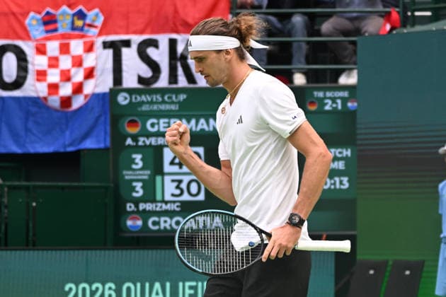 Alexander Zverev (GER) clenches his fist on September 20, 2026 ¢ Tennis ¢ Davis Cup Qualifiers, 2nd Round ¢ Germany vs. Croatia, Heristo Arena, Halle Westfalen, North Rhine-Westphalia, Germany Copyright: xpepphotox xHorstxMauelshagenx pep00321, pep_20260920_hm