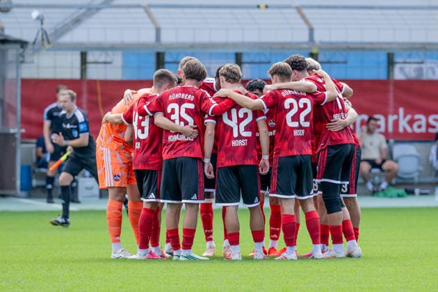 The Franconians rally in the players circle ahead of the upcoming match GER, TSV 1860 Munich vs. 1. FC Nuremberg II U23, Soccer, Bavarian Regional League, Matchday 10, 2026–2027 Season, September 20, 2026. DFL and DFB regulations prohibit any use of photographs as image sequences and or quasi-video. Photo: HMB Media, Heike Feiner Copyright: HMBxMedia HeikexFeiner