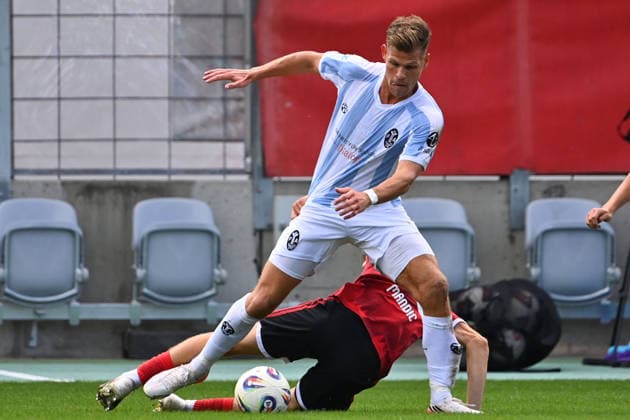 Florian NIEDERLECHNER, TSV 1860 Munich, Action,Tackle, Soccer, Bavarian Regional League, 2026–2027 Season, TSV 1860 Munich vs. 1. FC Nuremberg II on September 20, 2026, at Grünwalder Stadium in Munich