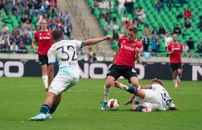 German Soccer 2. Bundesliga 2026–2027, Matchday 6: Hannover 96 vs. VfL Bochum at Heinz von Heiden Arena Stadium in Hannover; Emir Sahiti of Hannover 96, 44 Copyright: xAymanxAlahmedx