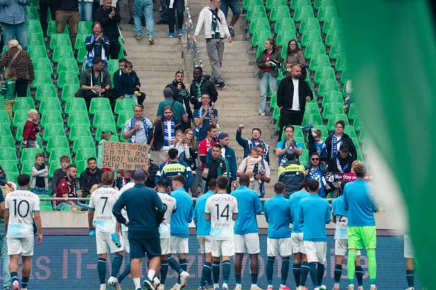 Germany Soccer 2. Bundesliga 2026–2027, Matchday 6: Hannover 96 vs. VfL Bochum at Heinz von Heiden Arena Stadium in Hannover—team photo, wide shot of VfL Bochum Copyright: xAymanxAlahmedx
